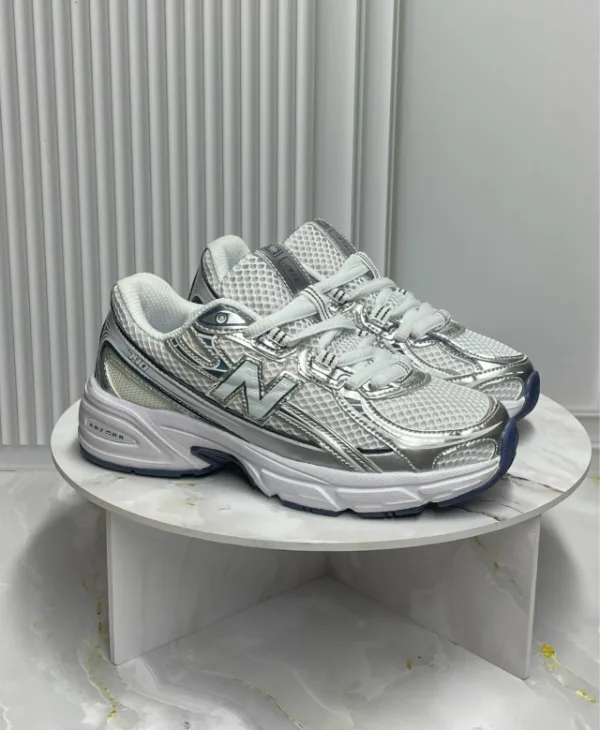 Кроссовки 996910958
